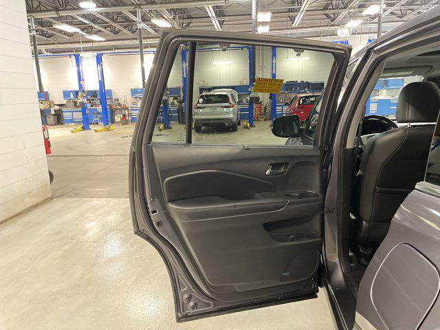 used 2020 Honda Pilot car, priced at $27,492