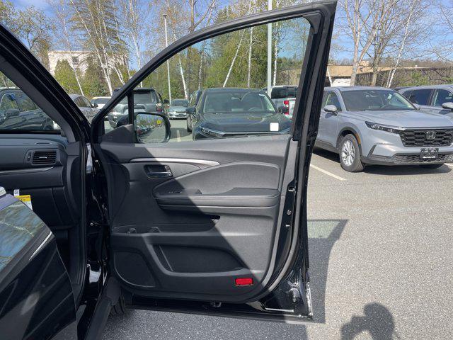 new 2025 Honda Ridgeline car, priced at $43,136