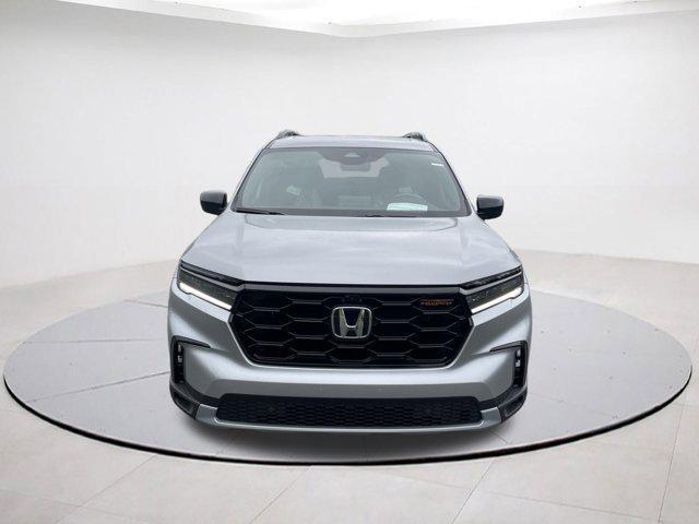 new 2025 Honda Pilot car, priced at $48,654