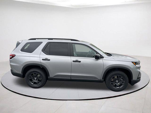 new 2025 Honda Pilot car, priced at $48,654