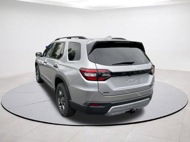 new 2025 Honda Pilot car, priced at $48,654