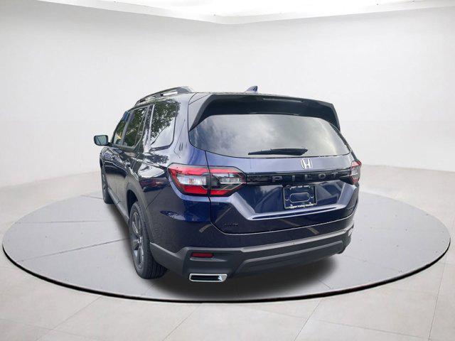 new 2025 Honda Pilot car, priced at $41,080