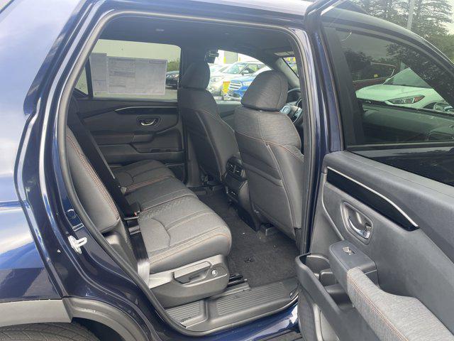 new 2025 Honda Pilot car, priced at $41,080