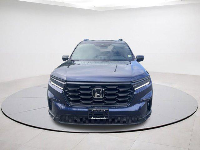 new 2025 Honda Pilot car, priced at $41,080