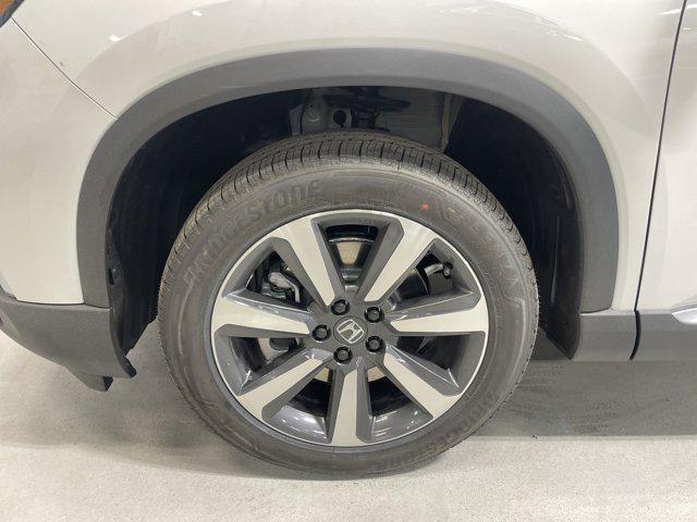 new 2025 Honda Pilot car, priced at $49,527