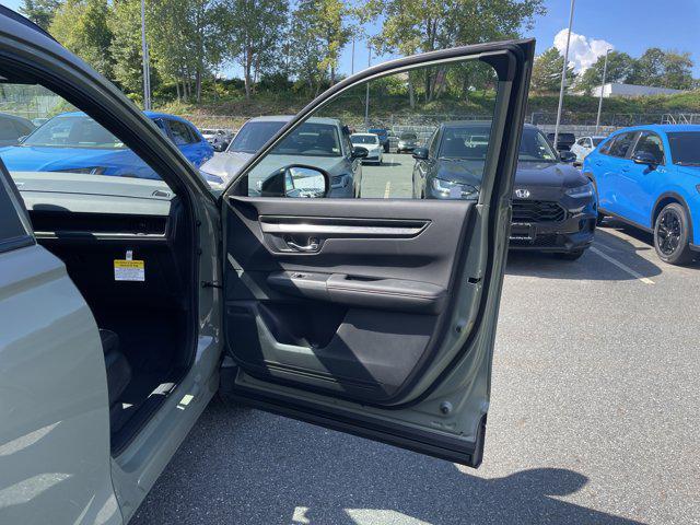 new 2026 Honda CR-V Hybrid car, priced at $38,401