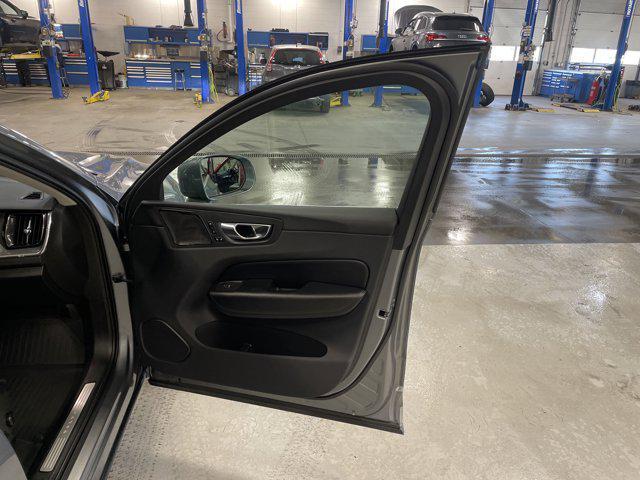 used 2019 Volvo XC60 car, priced at $21,872