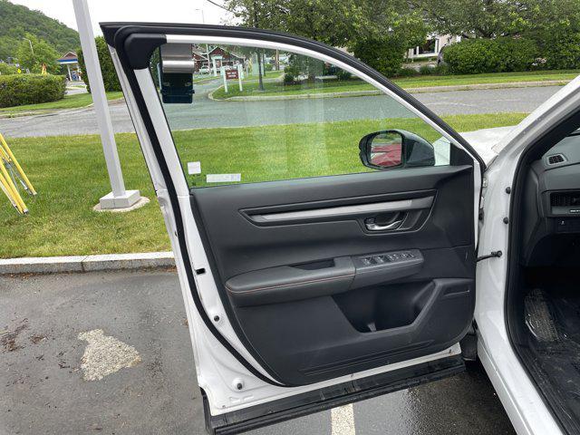 used 2025 Honda CR-V Hybrid car, priced at $37,637