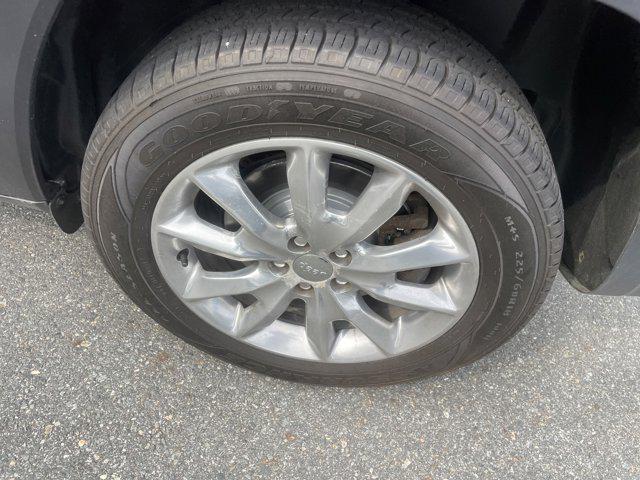 used 2018 Jeep Cherokee car, priced at $15,415