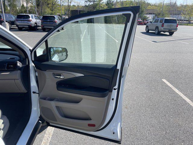 used 2022 Honda Pilot car, priced at $31,310