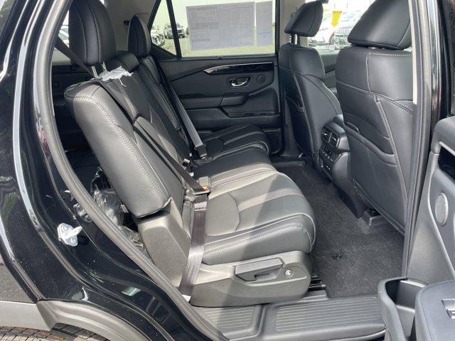 new 2025 Honda Pilot car, priced at $47,934