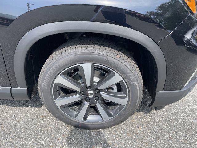 new 2025 Honda Pilot car, priced at $47,934
