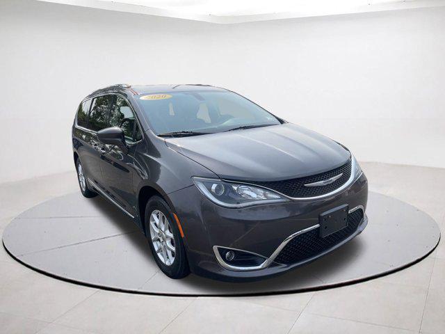 used 2020 Chrysler Pacifica car, priced at $21,481