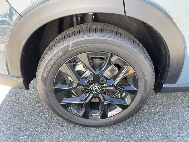 new 2025 Honda HR-V car, priced at $29,104
