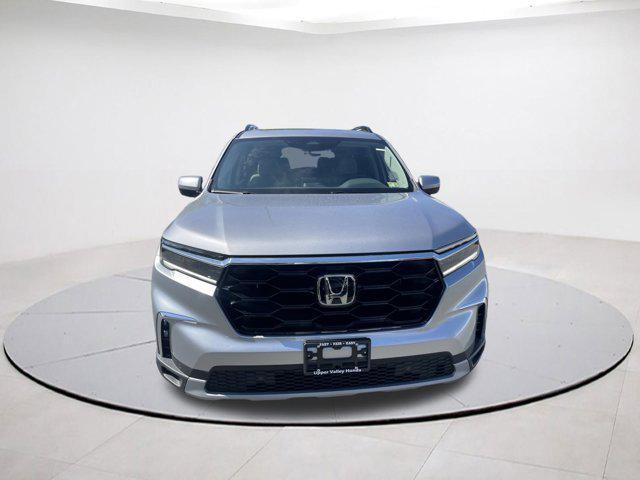 new 2025 Honda Pilot car, priced at $47,976