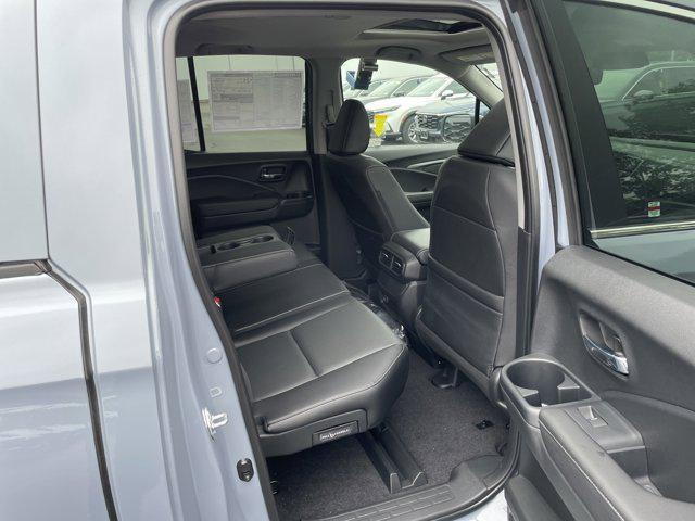 new 2025 Honda Ridgeline car, priced at $41,949