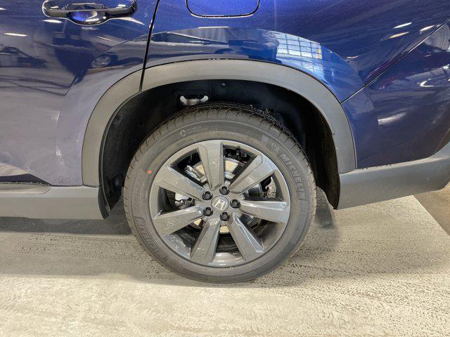 new 2025 Honda Pilot car, priced at $40,291