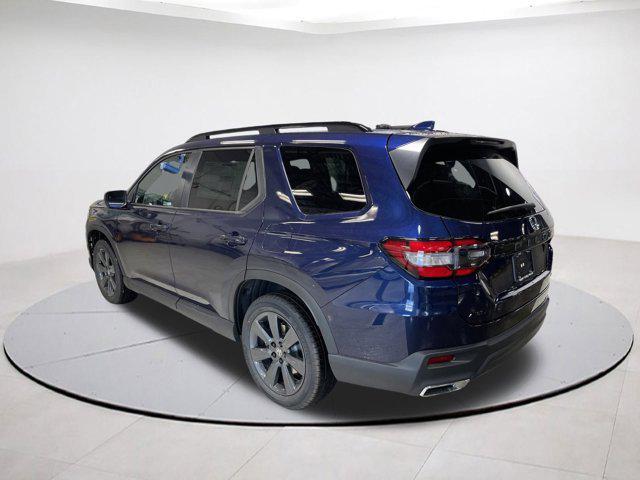 new 2025 Honda Pilot car, priced at $40,291