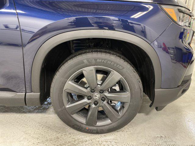 new 2025 Honda Pilot car, priced at $40,291