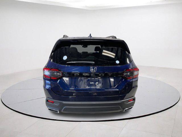 new 2025 Honda Pilot car, priced at $40,291