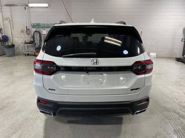 new 2025 Honda Pilot car, priced at $43,795