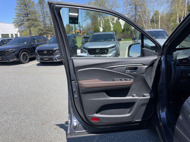 new 2025 Honda Ridgeline car, priced at $43,136