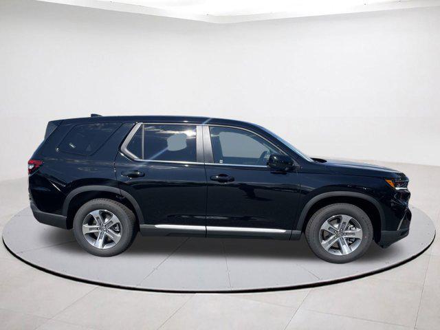 new 2025 Honda Pilot car, priced at $45,118