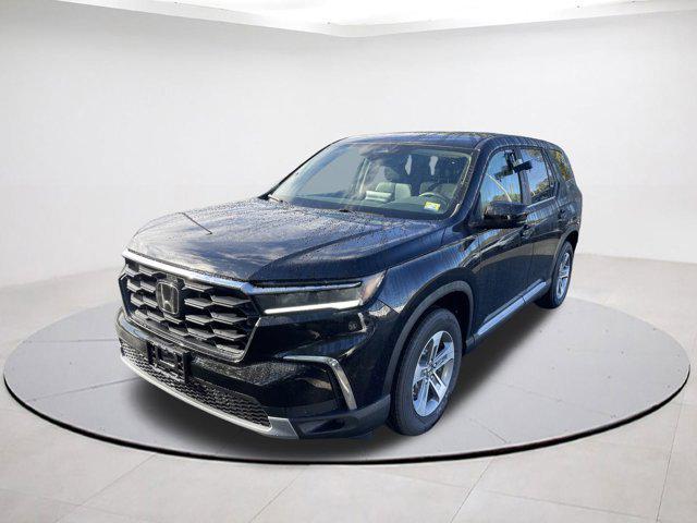new 2025 Honda Pilot car, priced at $44,087