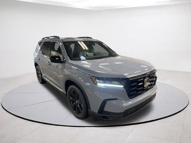 new 2025 Honda Pilot car, priced at $50,877