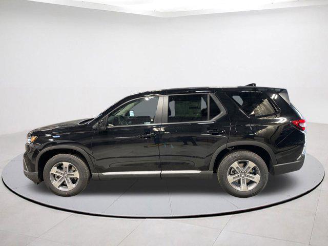 new 2025 Honda Pilot car, priced at $43,999