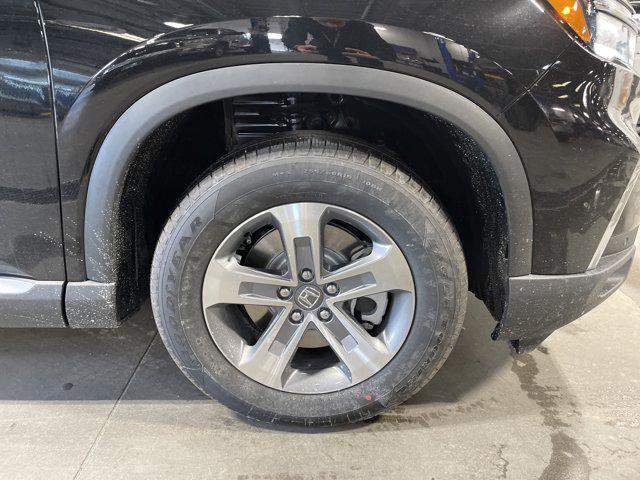 new 2025 Honda Pilot car, priced at $43,999