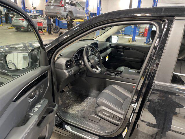 new 2025 Honda Pilot car, priced at $43,999