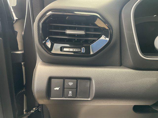 new 2025 Honda Pilot car, priced at $53,617