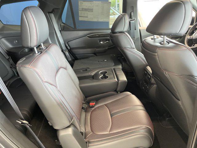 new 2025 Honda Pilot car, priced at $53,617
