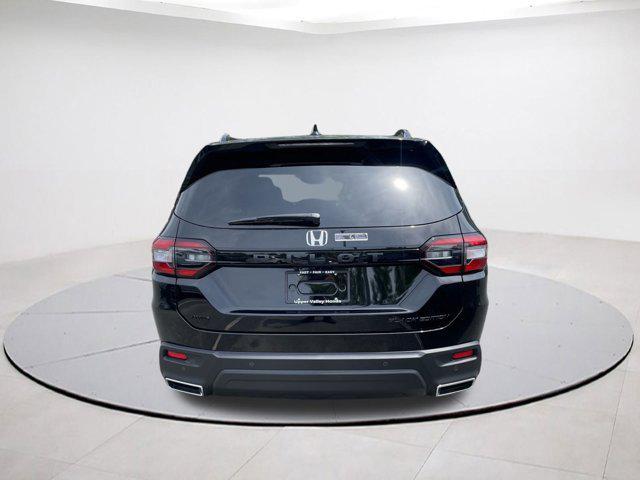new 2025 Honda Pilot car, priced at $52,858