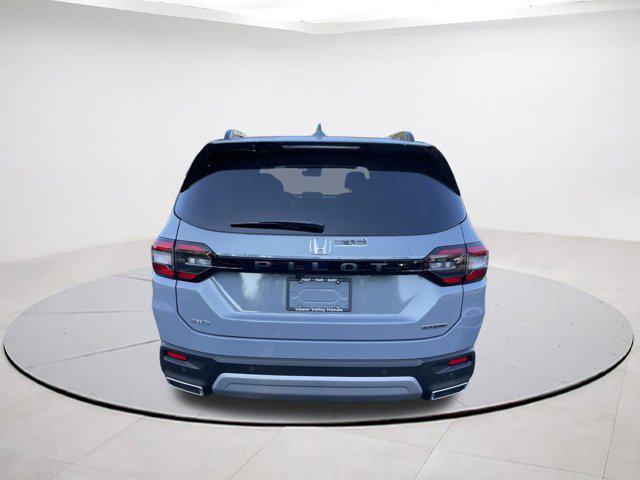 new 2025 Honda Pilot car, priced at $48,863
