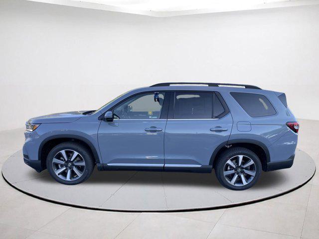 new 2025 Honda Pilot car, priced at $48,863