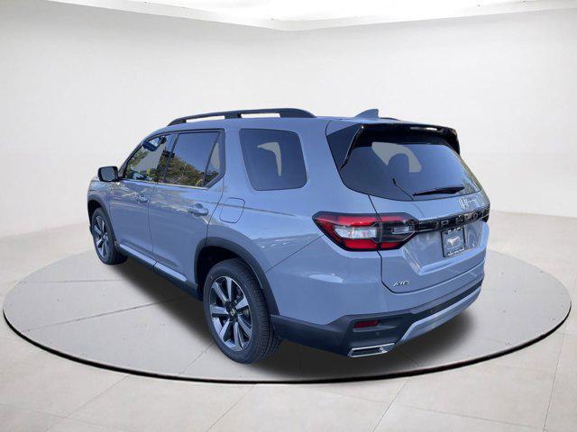 new 2025 Honda Pilot car, priced at $48,863