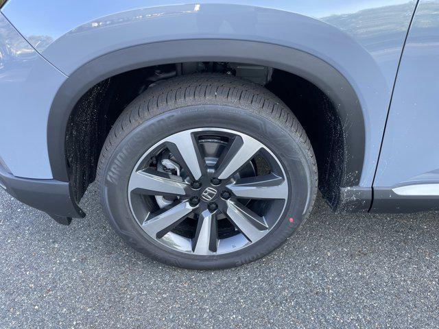 new 2025 Honda Pilot car, priced at $48,863