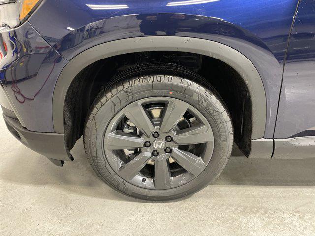 new 2025 Honda Pilot car, priced at $40,291