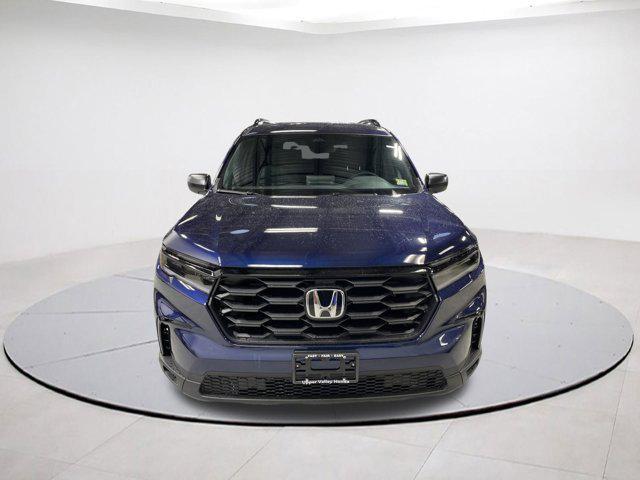 new 2025 Honda Pilot car, priced at $40,291