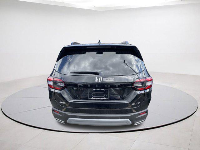 new 2025 Honda Pilot car, priced at $53,200