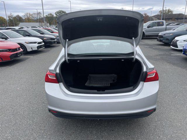 used 2017 Chevrolet Malibu car
