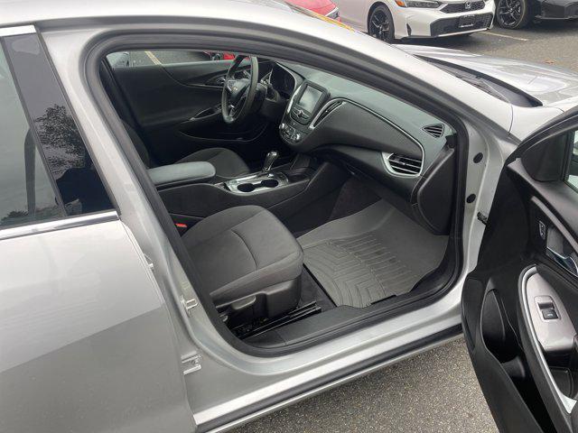 used 2017 Chevrolet Malibu car