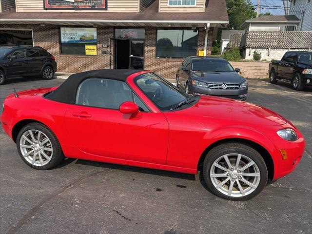 used 2008 Mazda MX-5 Miata car, priced at $10,895