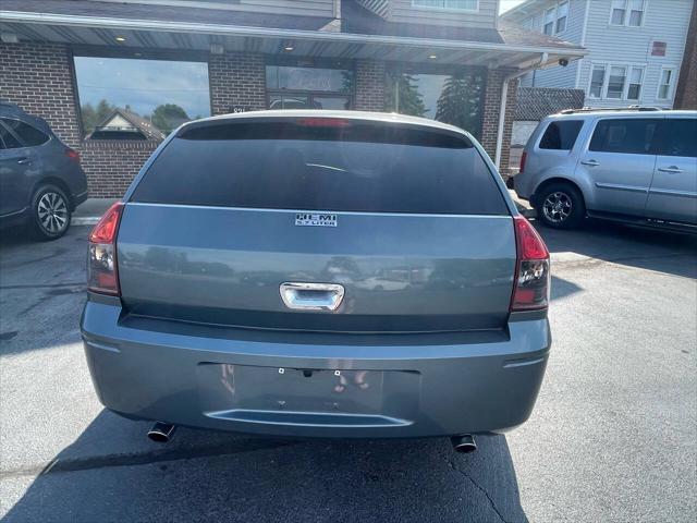 used 2005 Dodge Magnum car, priced at $7,995