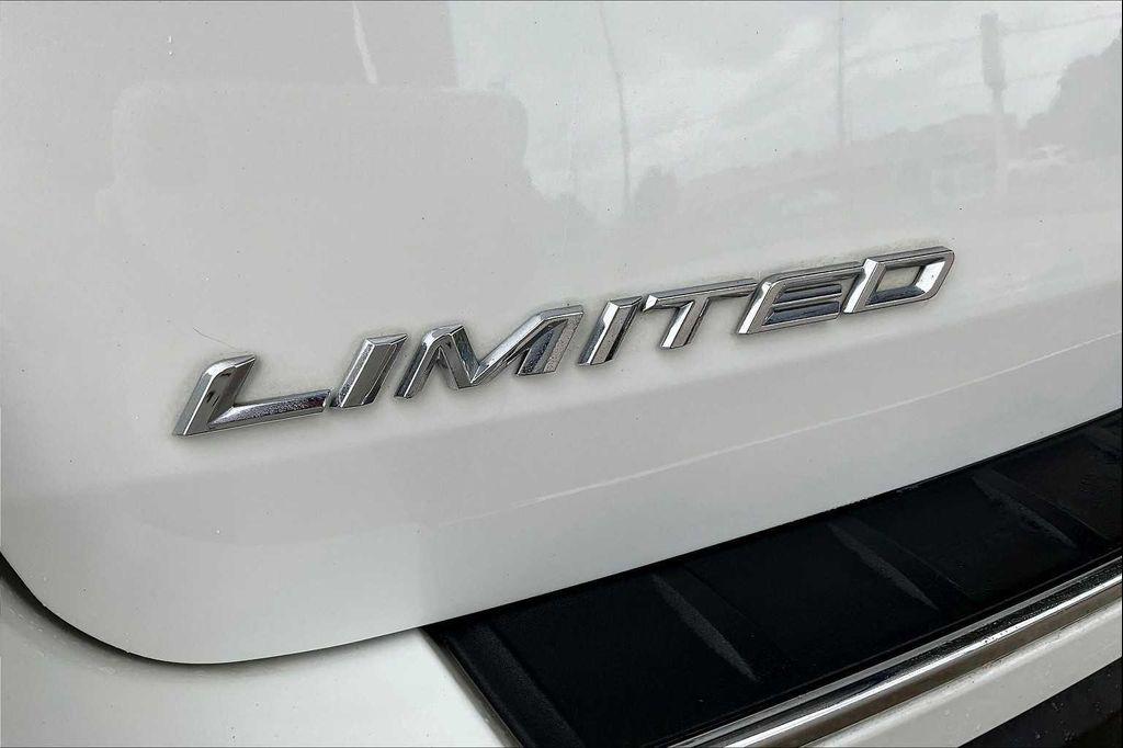 used 2020 Ford Explorer car, priced at $20,000