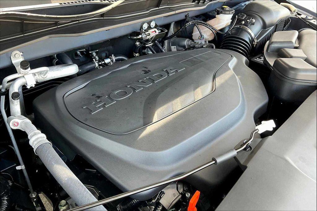 new 2026 Honda Odyssey car, priced at $45,685