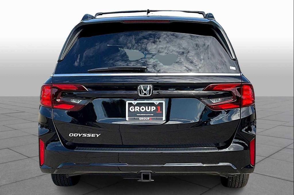 new 2026 Honda Odyssey car, priced at $45,685