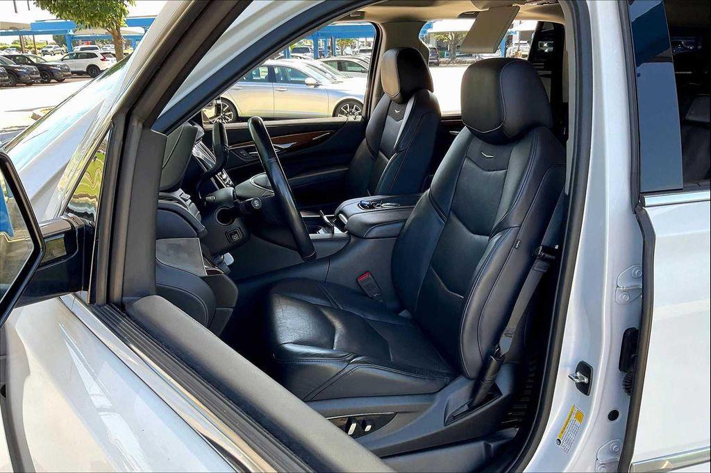 used 2020 Cadillac Escalade car, priced at $34,599